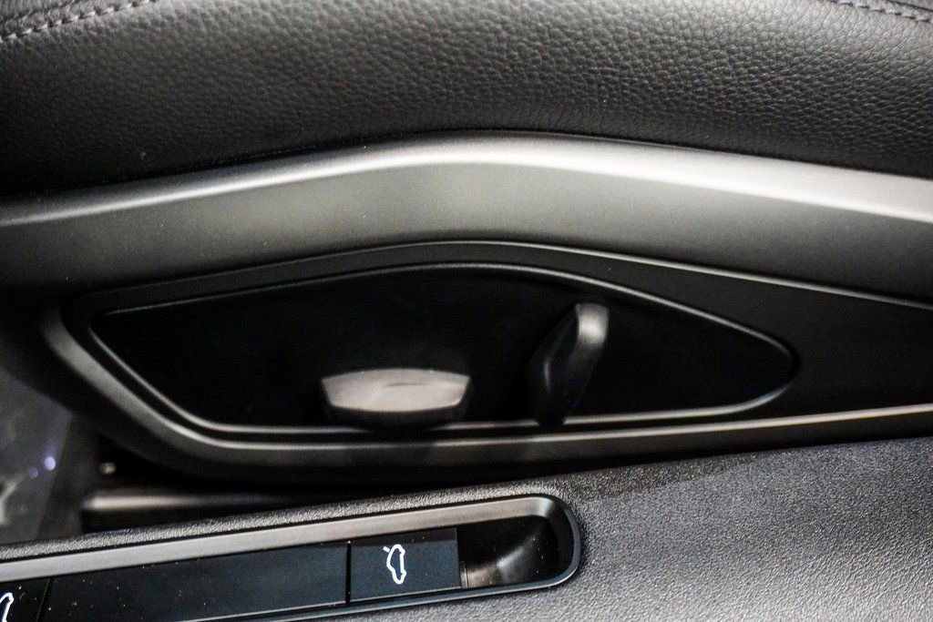 Used 2024 Porsche 911 Carrera image 21