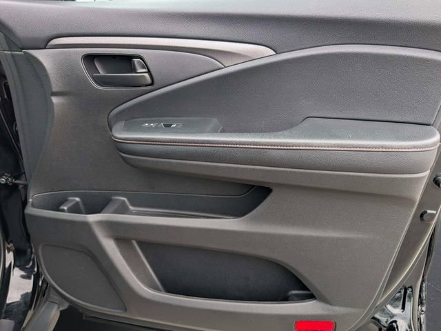 Used 2022 Honda Passport TrailSport image 22