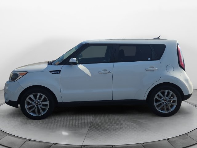 Used 2017 Kia Soul + FWD image 2