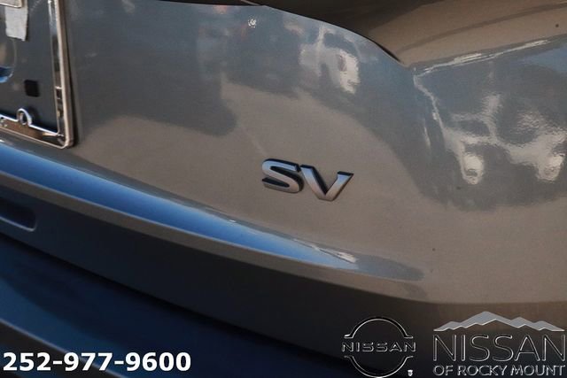 Used 2024 Nissan Rogue SV image 9