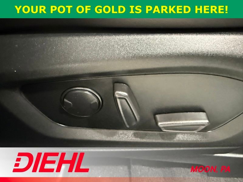 Used 2022 Ford Explorer Platinum w/ Equipment Group 601A image 18