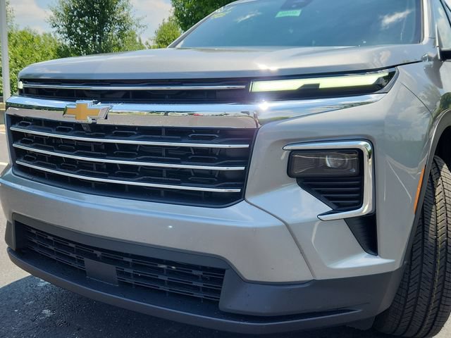 New 2026 Chevrolet Traverse LT w/ Driver Confidence Package FWD image 10