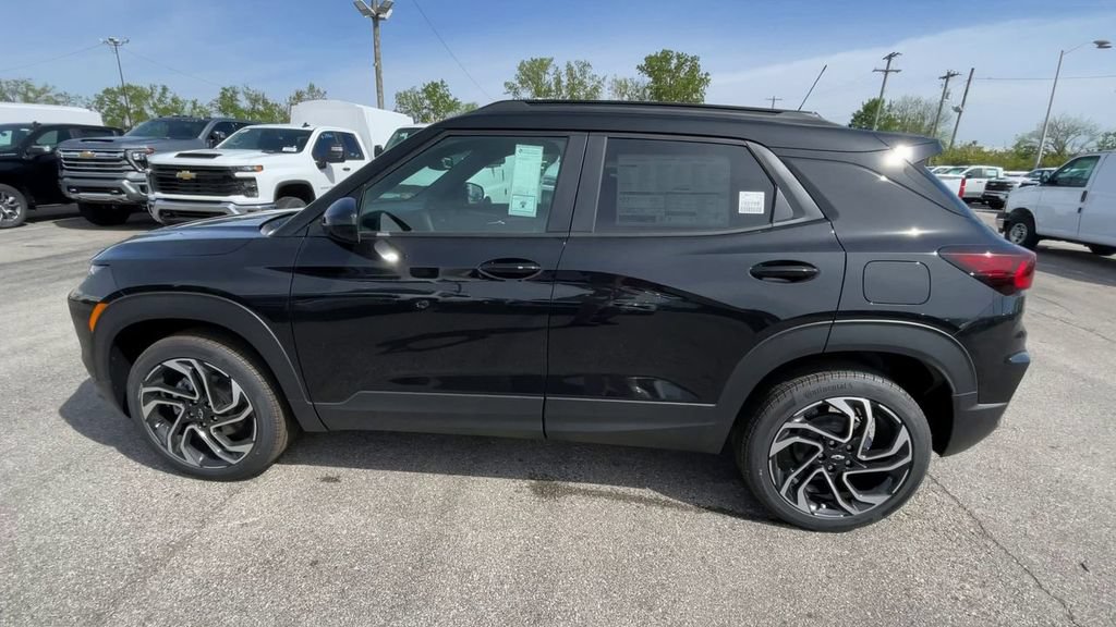 New 2026 Chevrolet TrailBlazer RS w/ Convenience Package AWD/4WD image 7