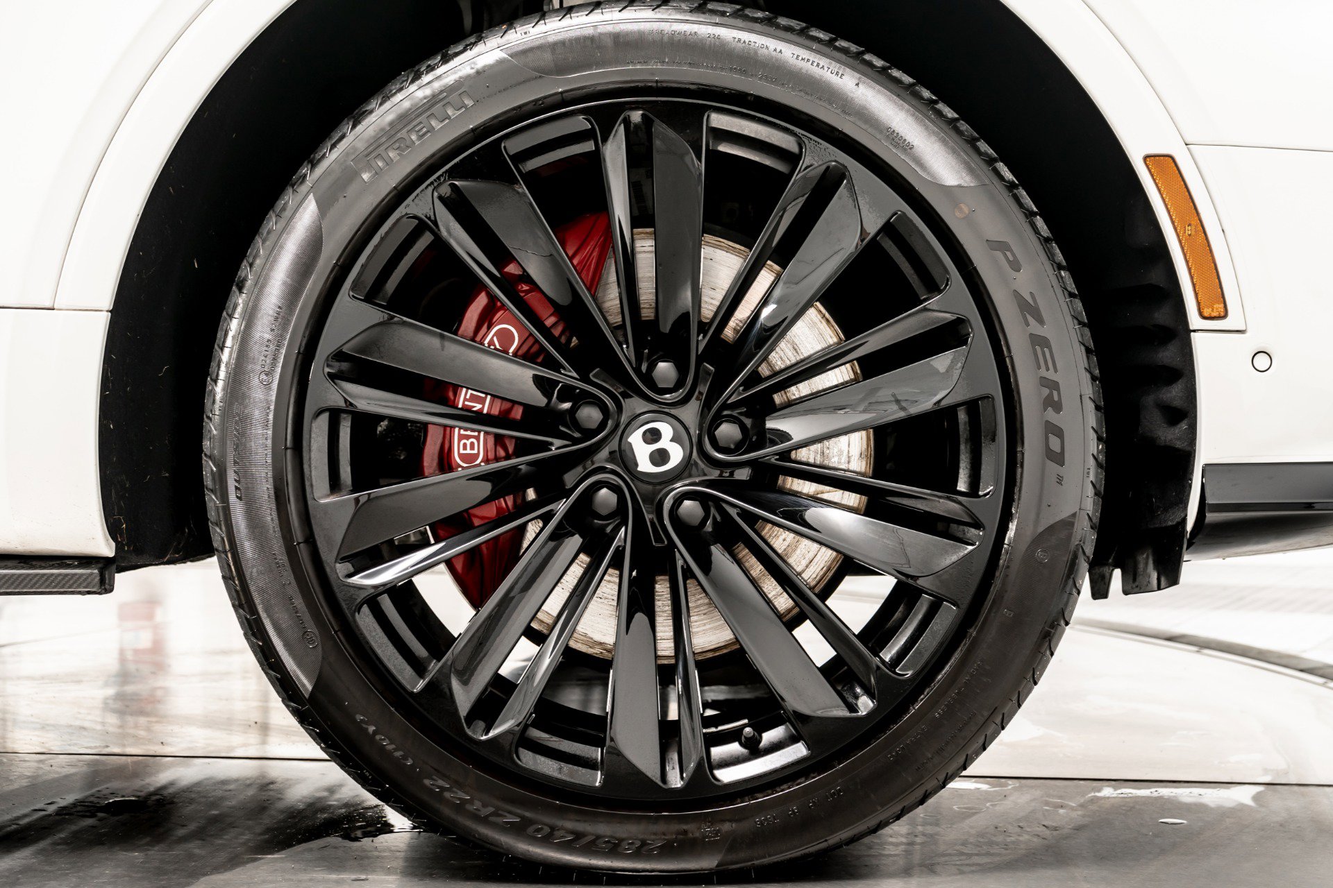 Used 2021 Bentley Bentayga Speed image 36