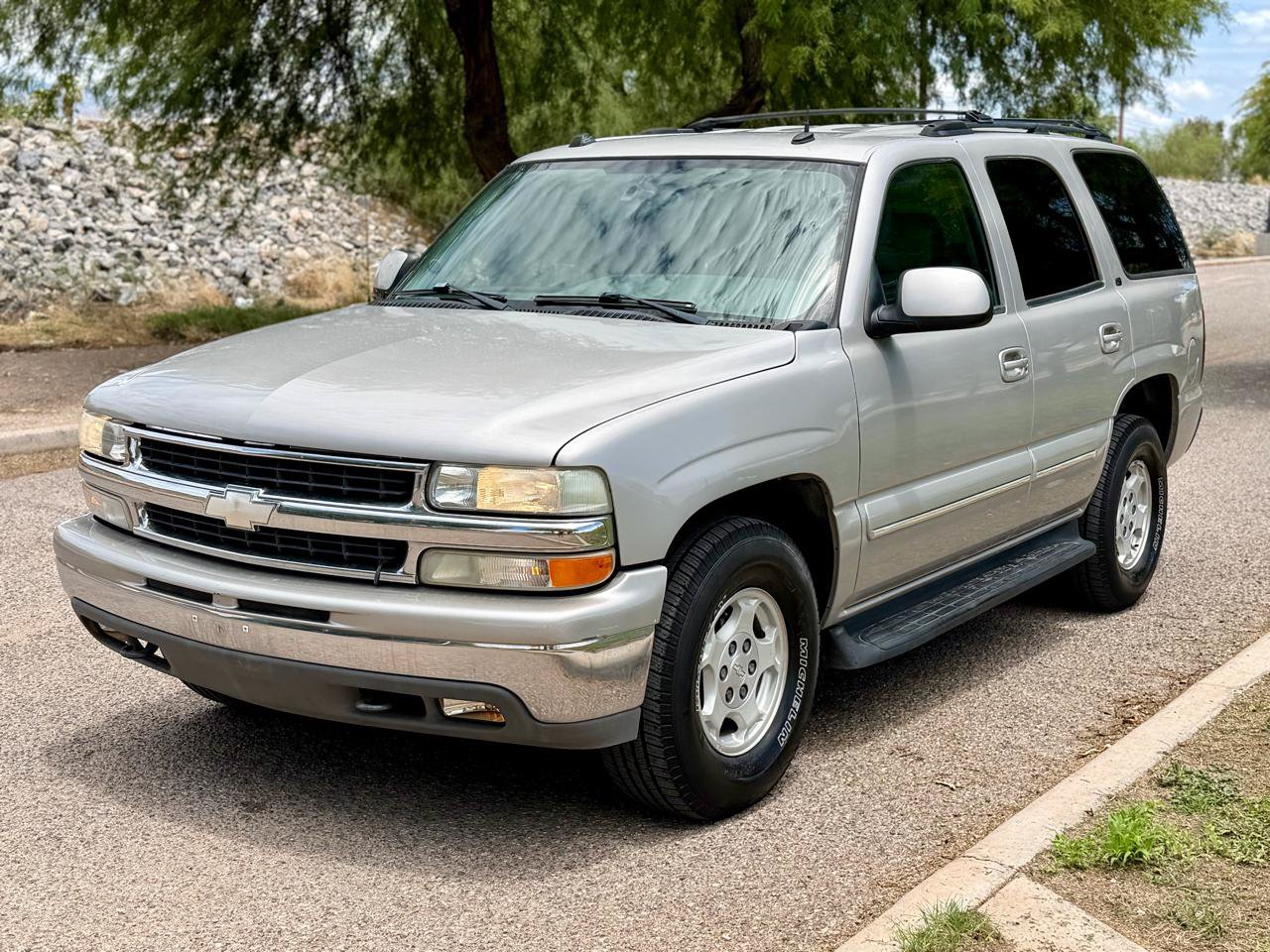 Used 2004 Chevrolet Tahoe LT w/ LT Preferred Equipment Group AWD/4WD image 1