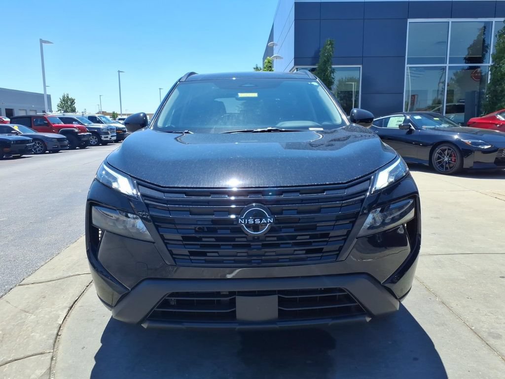 New 2026 Nissan Rogue Dark Armor AWD/4WD image 3