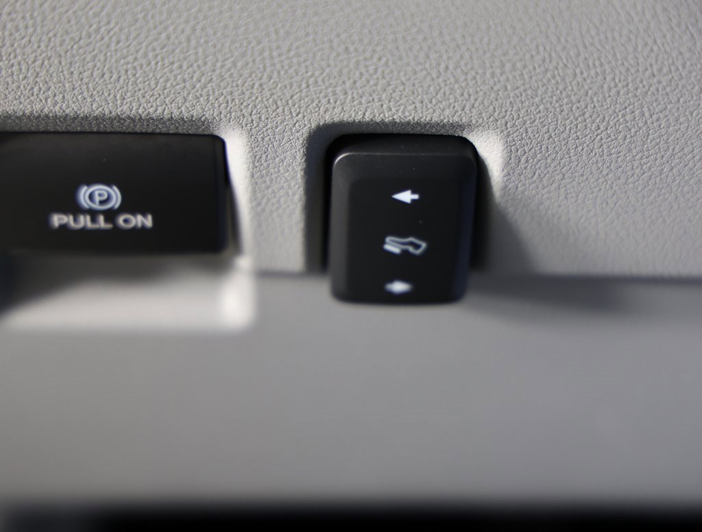 Used 2024 Ford F250 Limited w/ FX4 Off-Road Package image 29