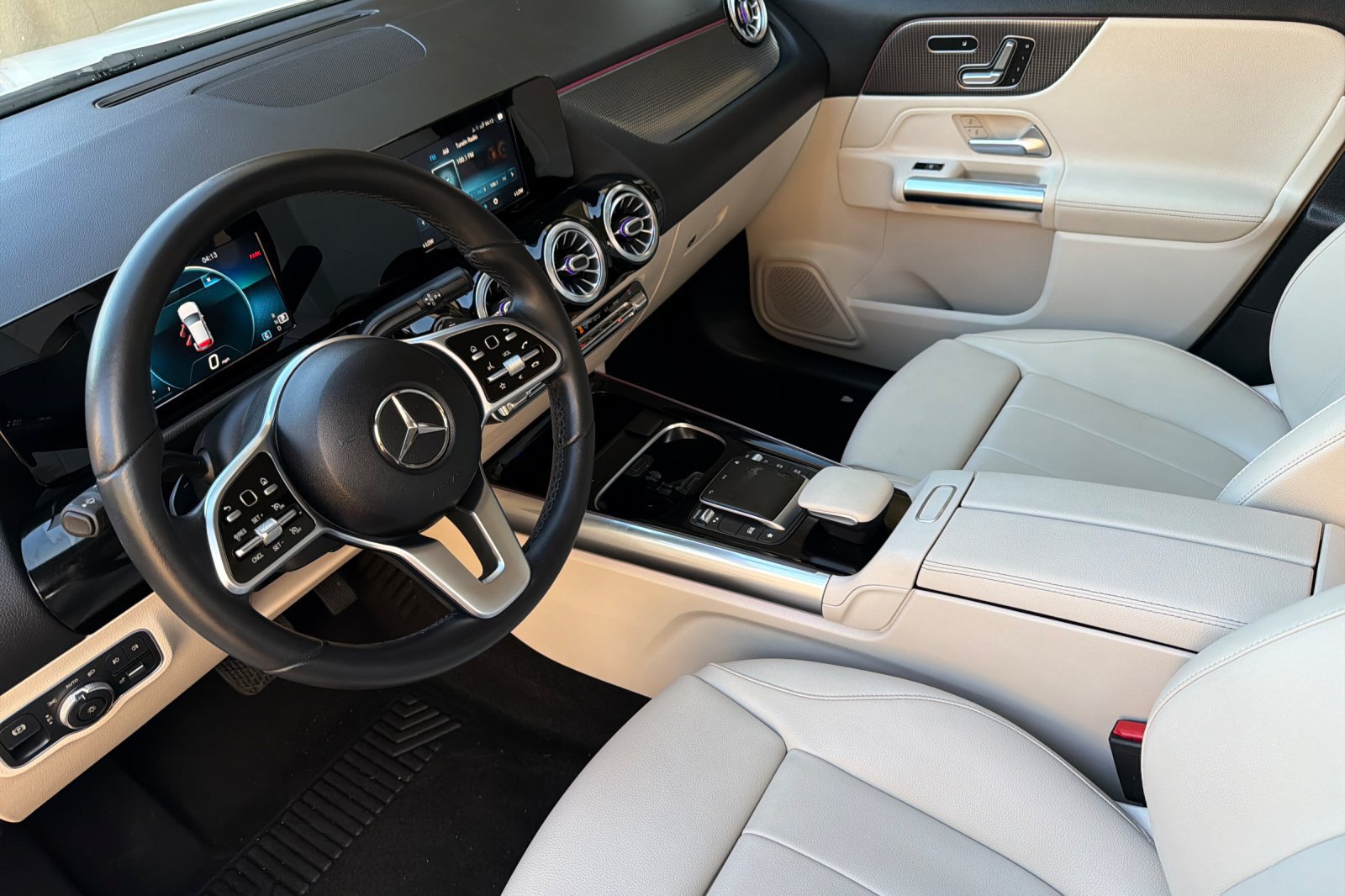 Used 2021 Mercedes-Benz GLA 250 image 10