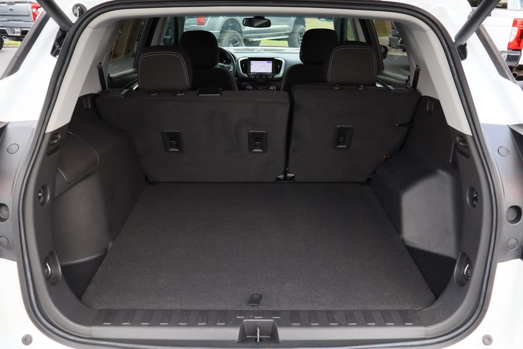 Used 2022 GMC Terrain SLE w/ Driver Convenience Package FWD image 25