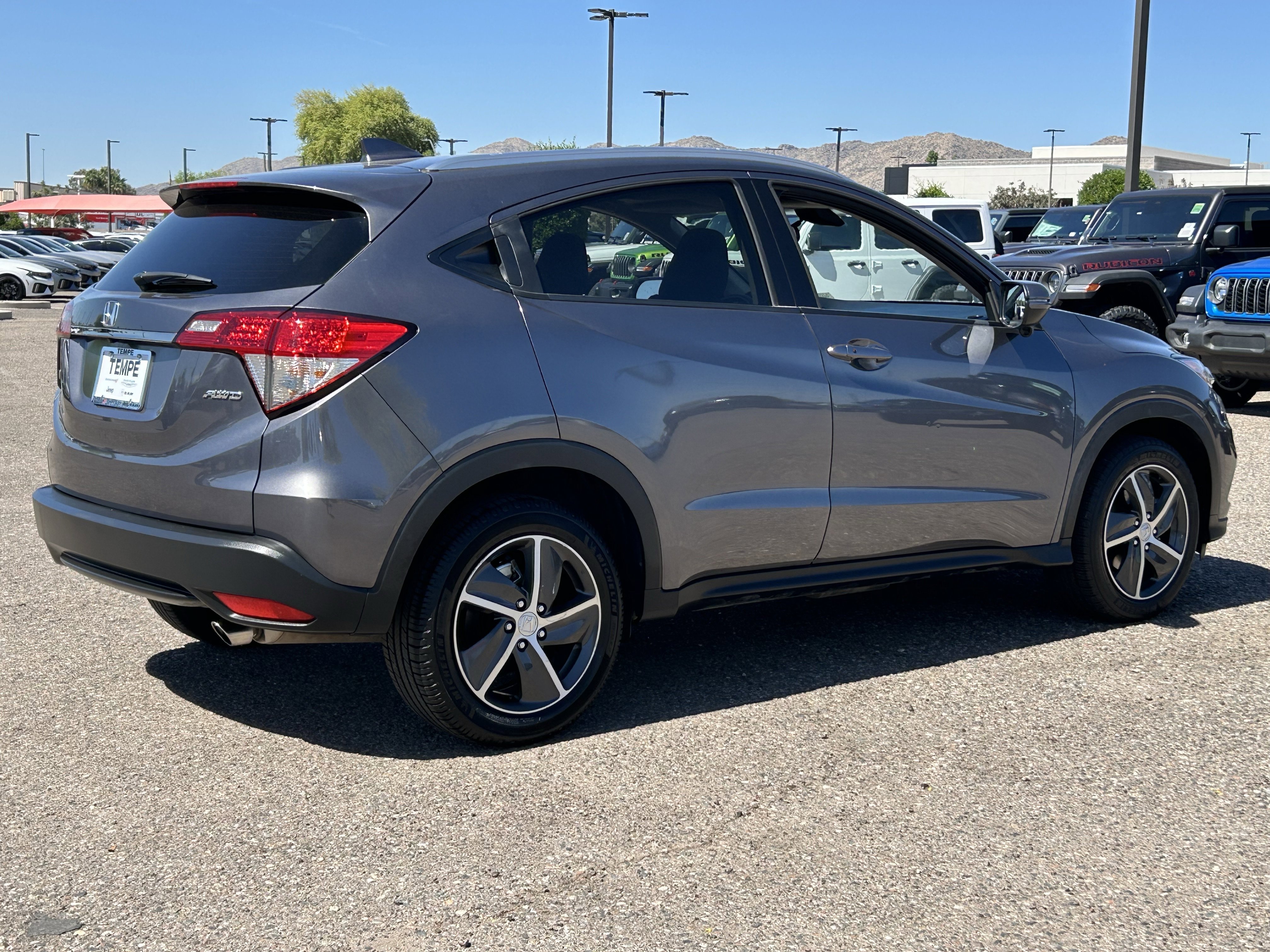 Used 2022 Honda HR-V EX image 5