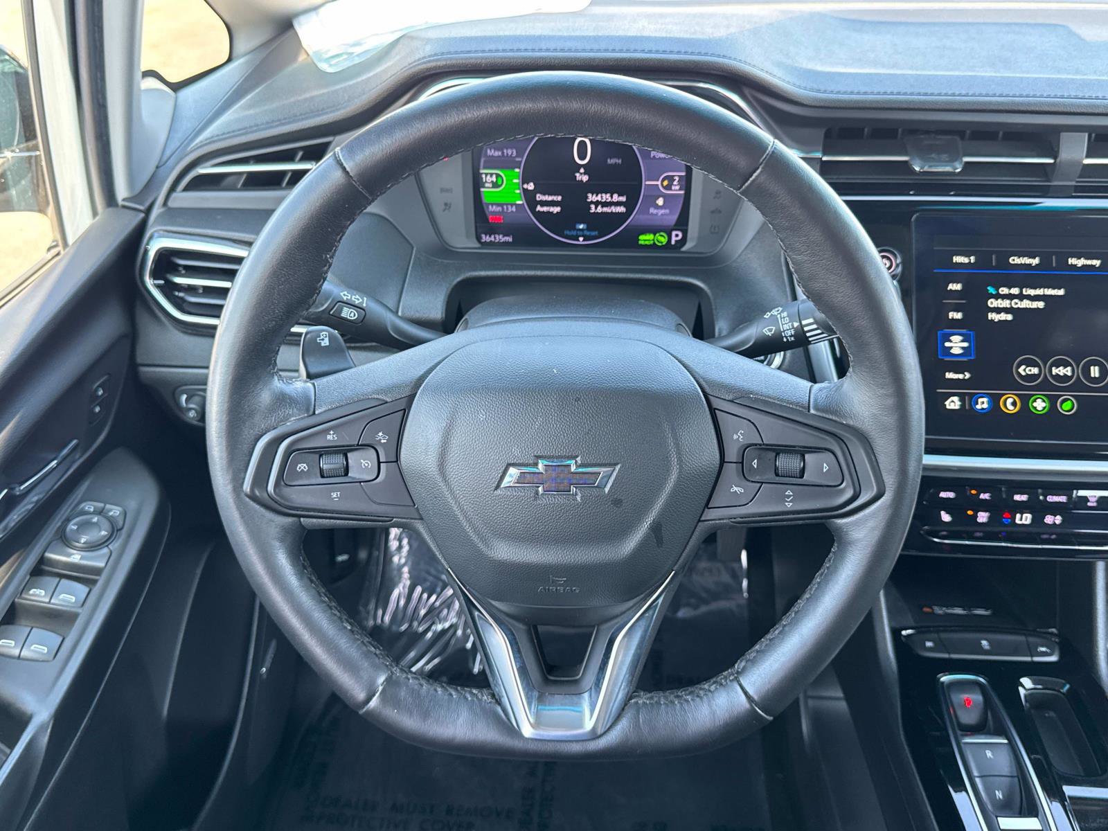 Used 2022 Chevrolet Bolt LT w/ Infotainment Package image 10