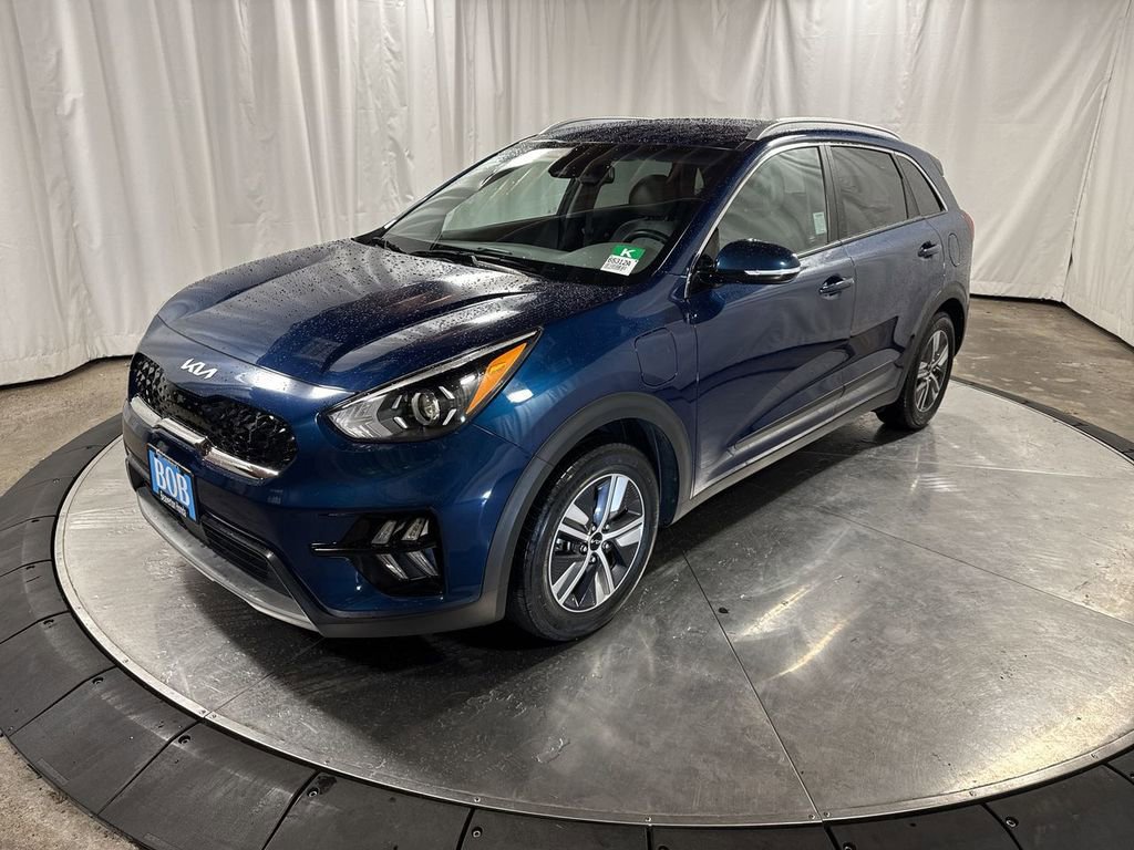 Used 2022 Kia Niro EX
