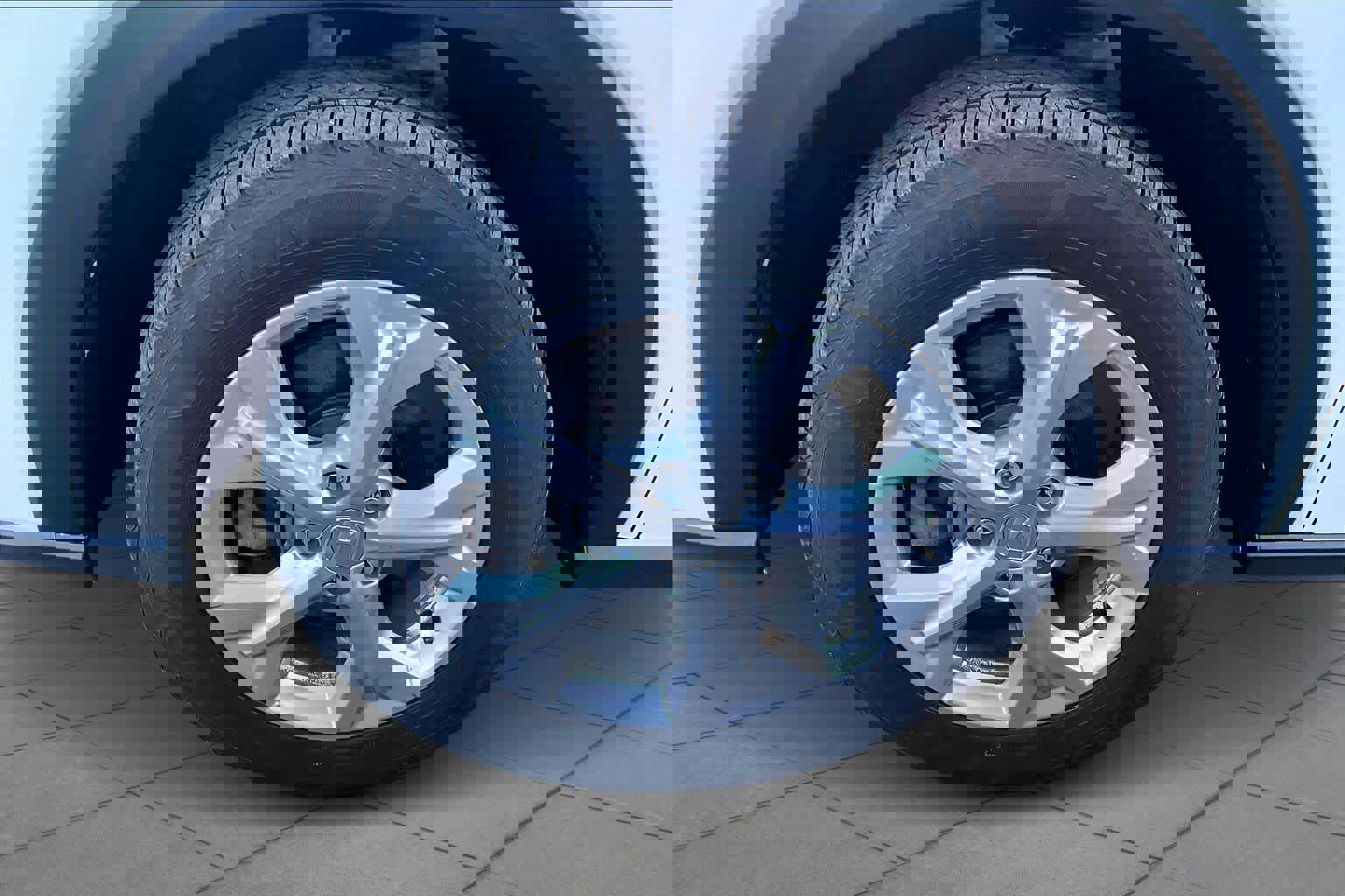 Used 2023 Honda HR-V LX image 11