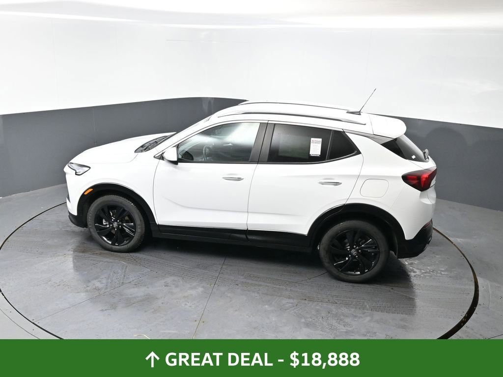 Used 2024 Buick Encore GX Sport Touring image 42
