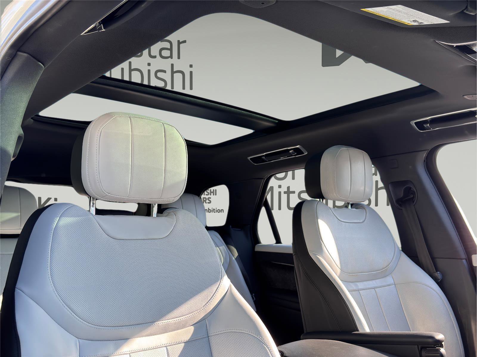 Used 2023 Land Rover Range Rover Sport SE Dynamic image 25