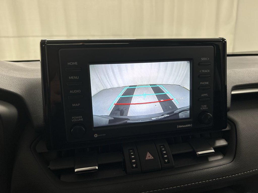Used 2021 Toyota RAV4 XLE Premium AWD/4WD image 15