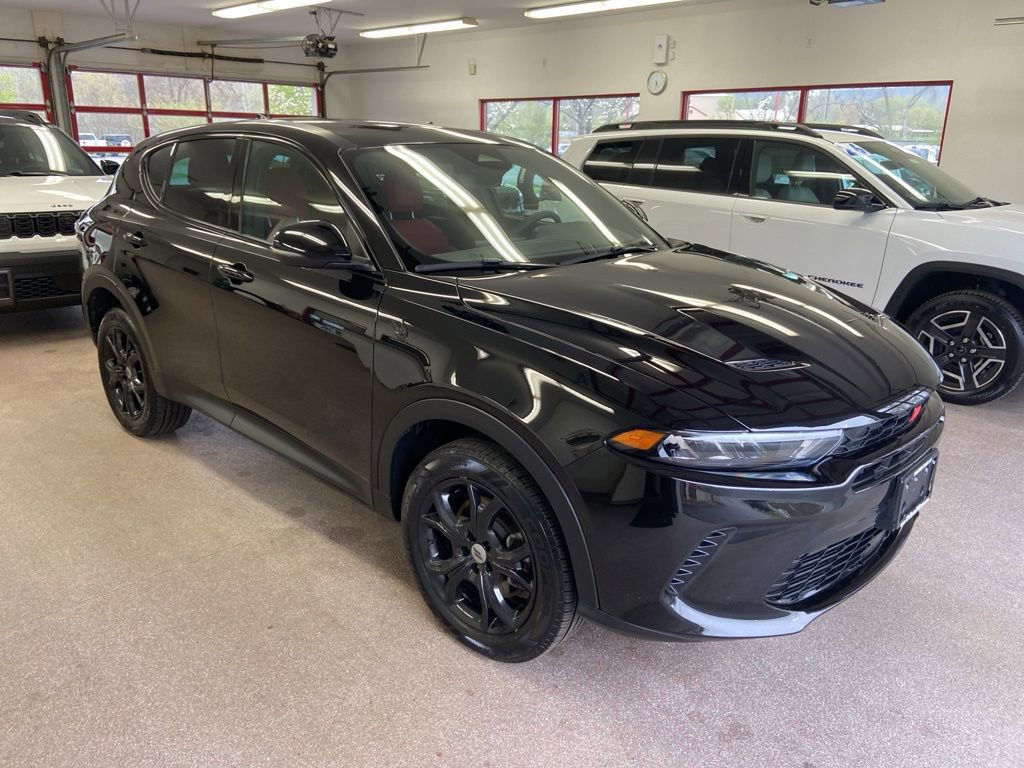 Used 2023 Dodge Hornet GT Plus w/ GT Blacktop Package AWD/4WD image 27