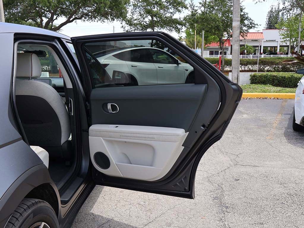 Used 2023 Hyundai Ioniq 5 SEL RWD image 27