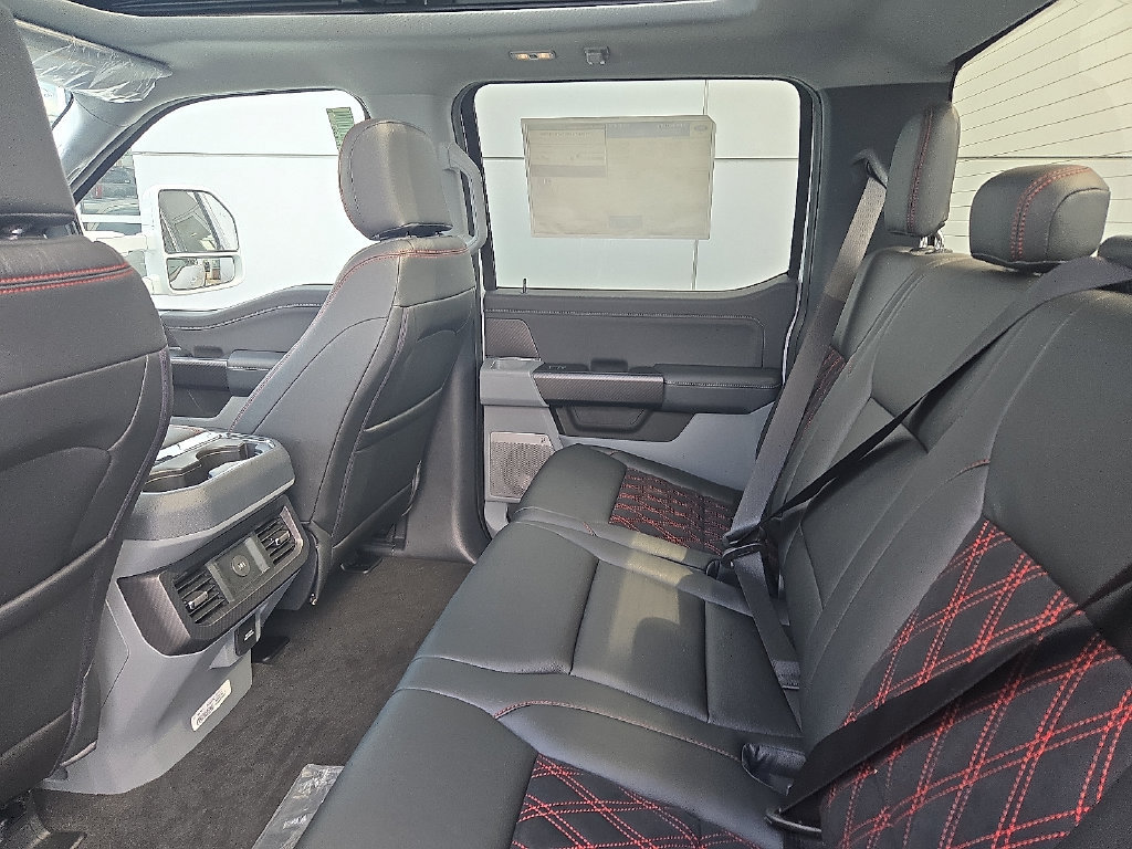 New 2026 Ford F250 XLT w/ XLT Premium Package AWD/4WD image 8