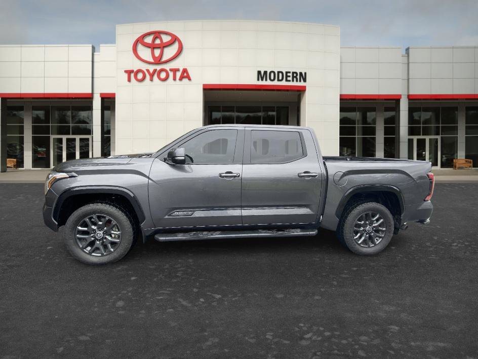 Used 2024 Toyota Tundra Platinum AWD/4WD image 8