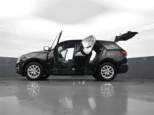 Used 2024 Chevrolet Equinox LT image 34