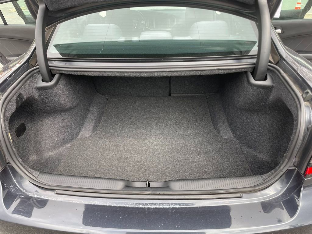 Used 2019 Dodge Charger SXT image 25