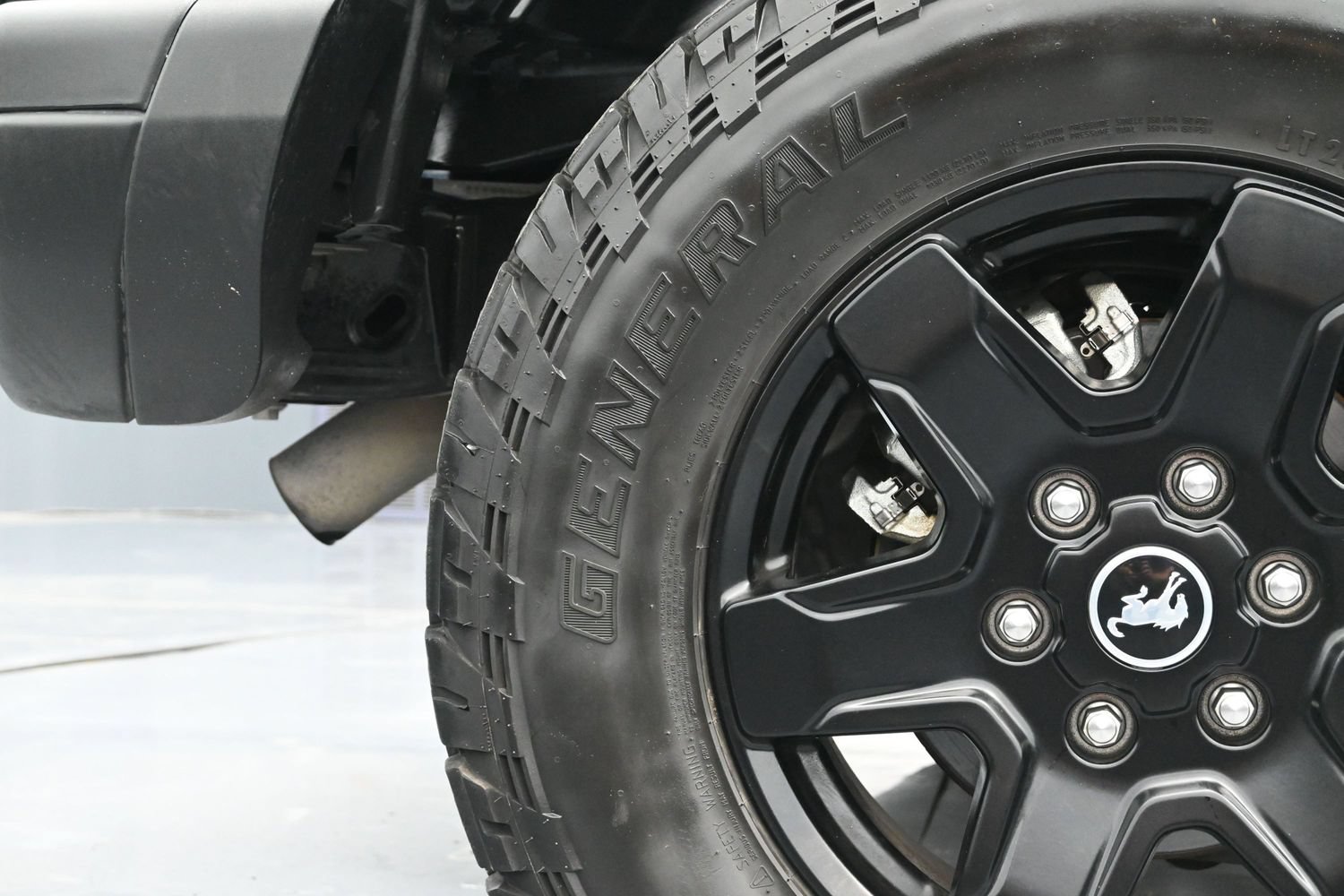 Used 2023 Ford Bronco Black Diamond AWD/4WD image 42
