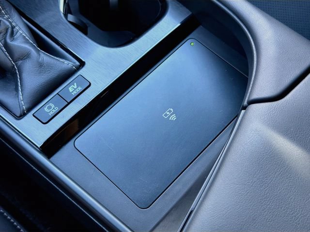 Used 2024 Lexus ES 300h F Sport w/ Accessory Package (Z2) FWD image 29