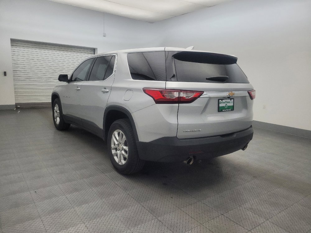 Used 2021 Chevrolet Traverse LS FWD image 5