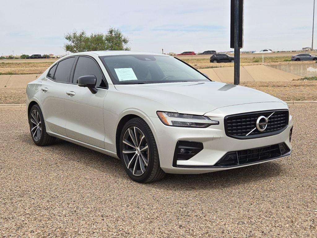 Used 2022 Volvo S60 B5 Inscription FWD image 8