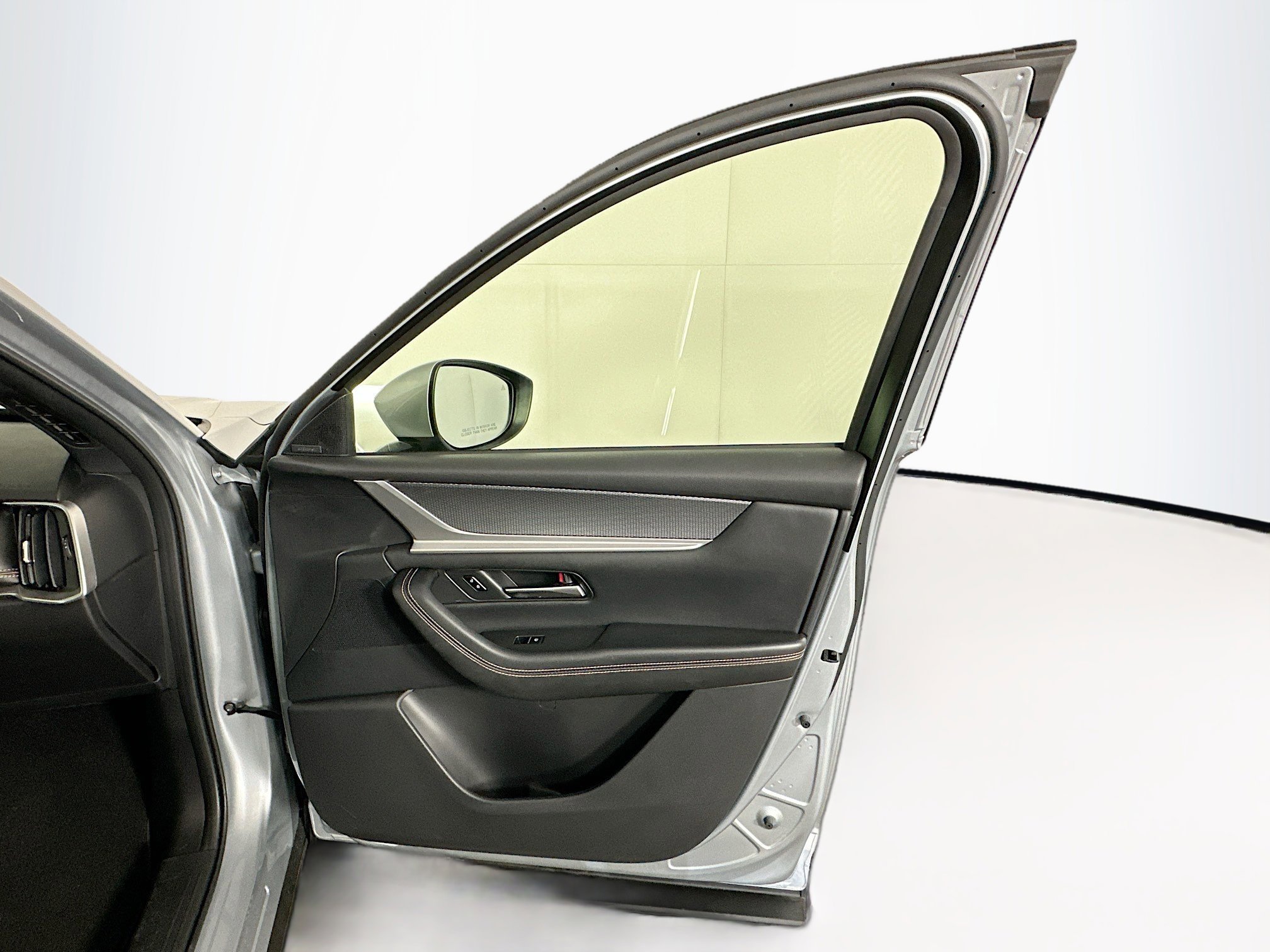 Used 2025 MAZDA CX-90 3.3 Turbo w/ Premium Plus Pkg image 34