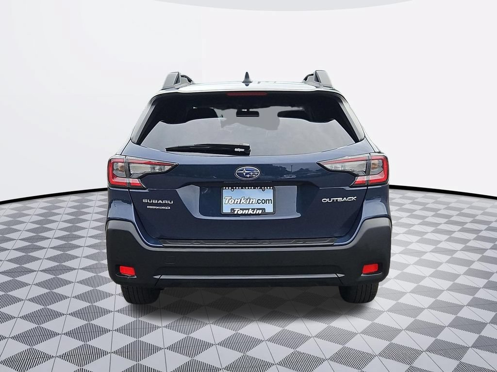 Used 2025 Subaru Outback Premium AWD/4WD image 5