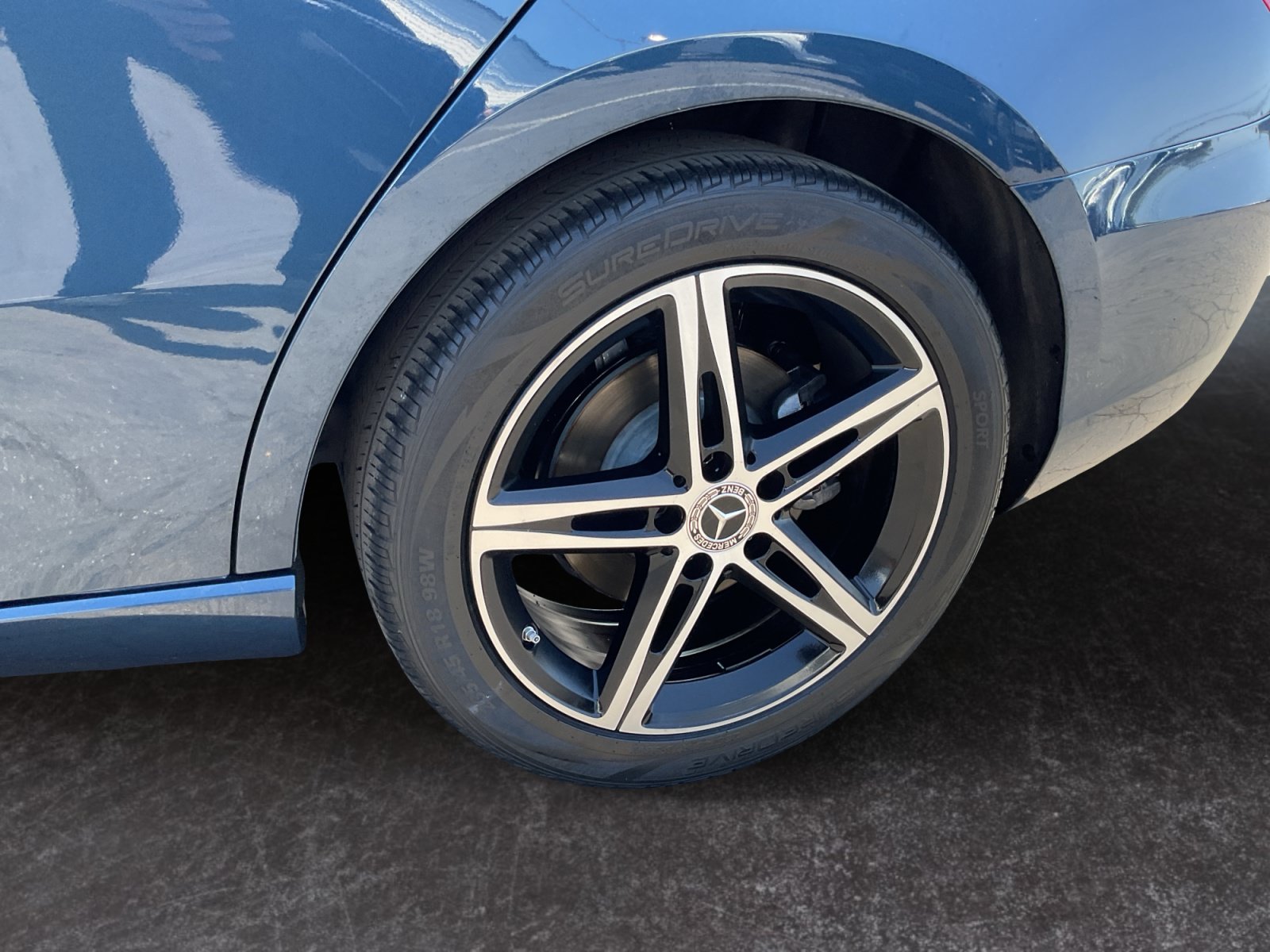 Used 2022 Mercedes-Benz A 220 image 9