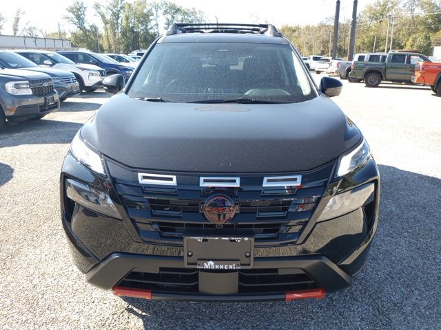 New 2026 Nissan Rogue SV image 8