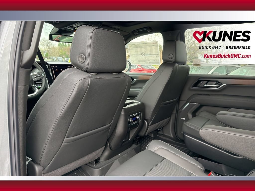 New 2026 GMC Yukon XL Denali w/ Sun & Power Step Package AWD/4WD image 34