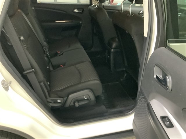 Used 2014 Dodge Journey SXT w/ Flexible Seating Group AWD/4WD image 18