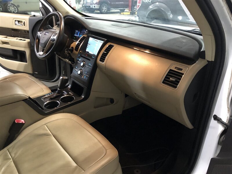 Used 2014 Ford Flex SEL w/ Equipment Group 202A image 19