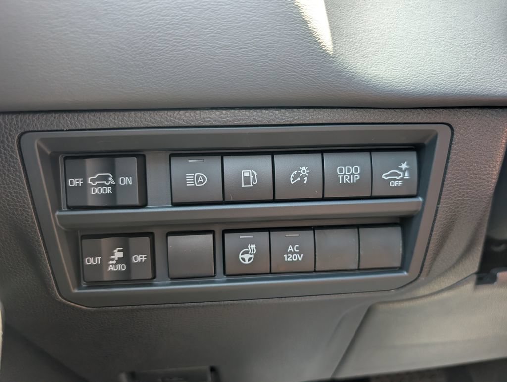 New 2026 Toyota Sequoia Platinum AWD/4WD image 25