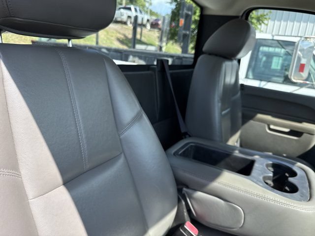 Used 2011 Chevrolet Silverado 2500 W/T AWD/4WD image 9