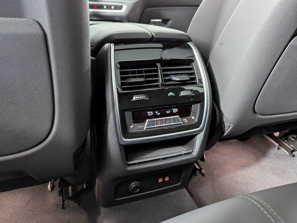 Used 2026 BMW X5 M60i image 48