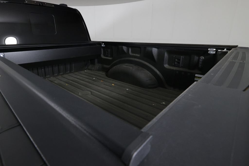 Used 2025 Ford F250 Lariat w/ Lariat Ultimate Package AWD/4WD image 8