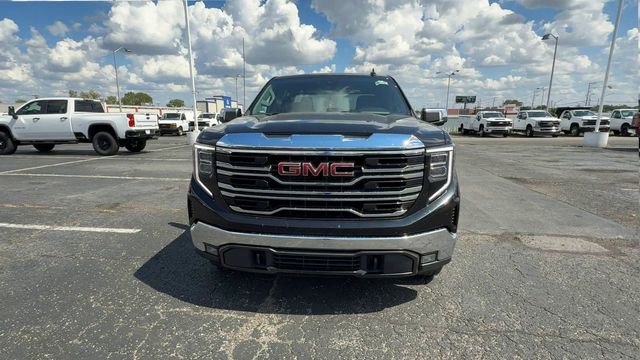 Used 2022 GMC Sierra 1500 SLT w/ Max Trailering Package image 3