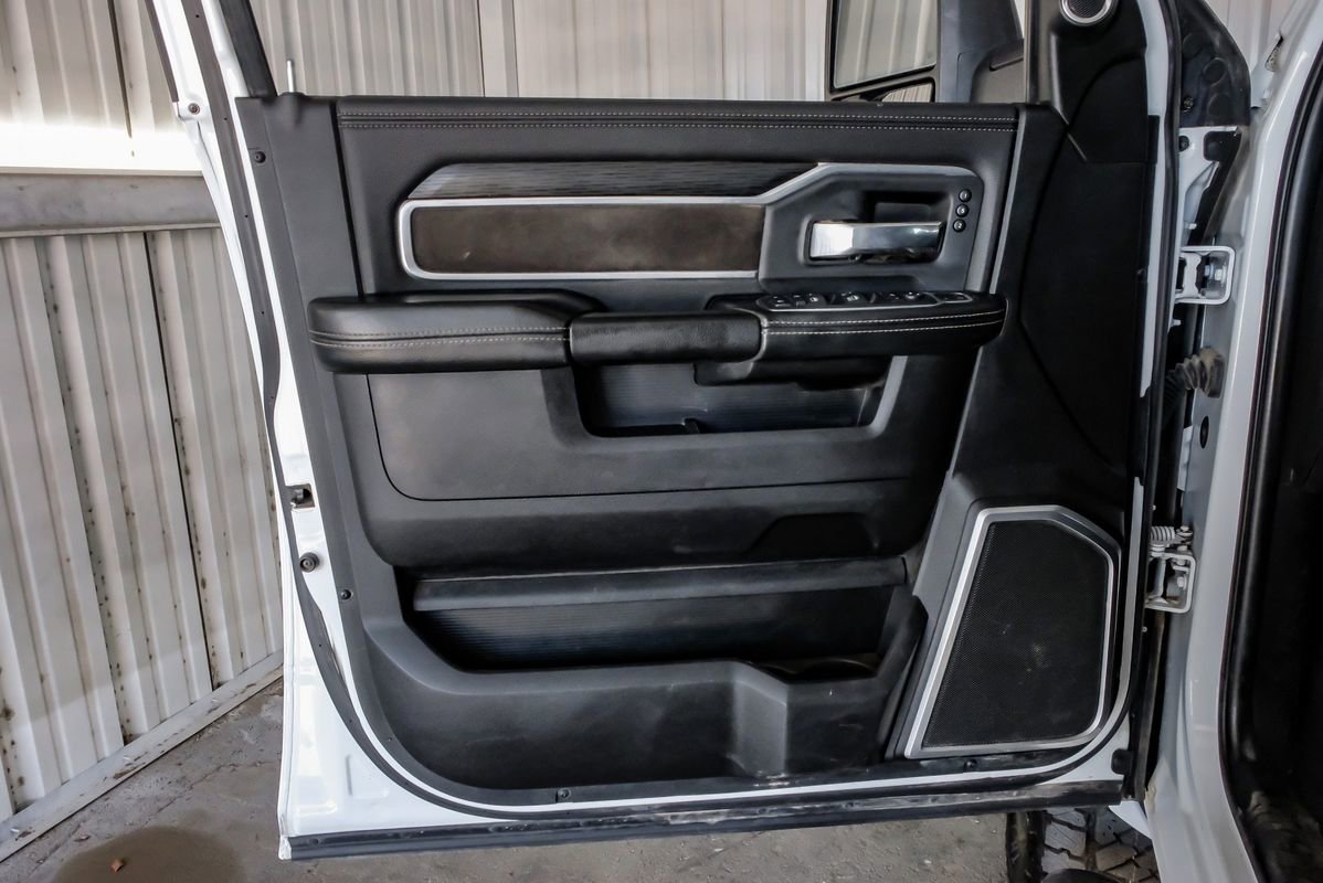 Used 2024 RAM 3500 Laramie w/ Night Edition image 44