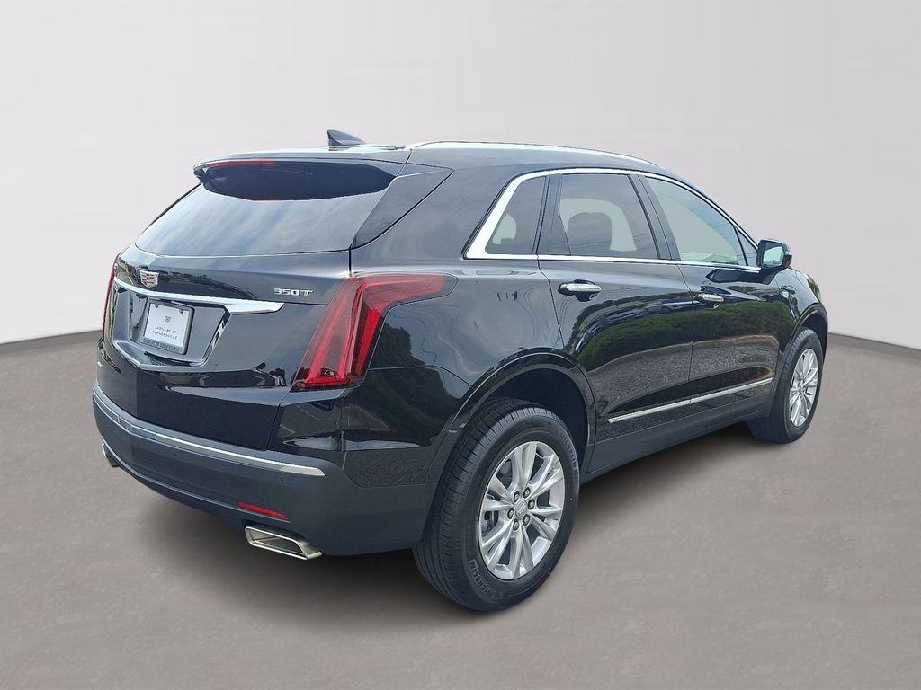 New 2026 Cadillac XT5 Luxury w/ LPO, Floor Liner Package AWD/4WD image 4