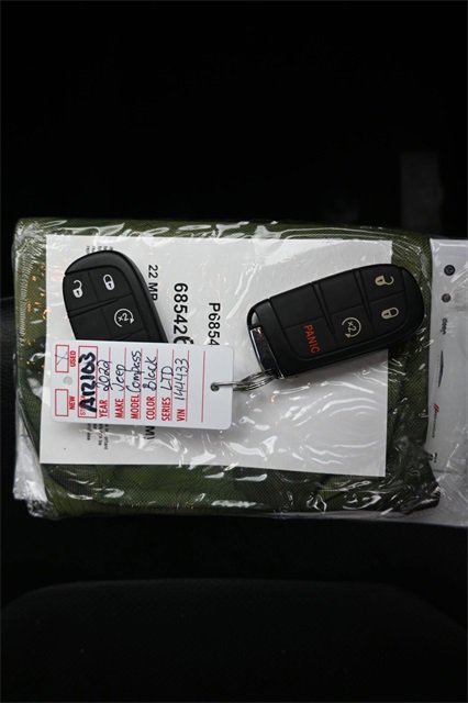 Used 2022 Jeep Compass Limited image 10