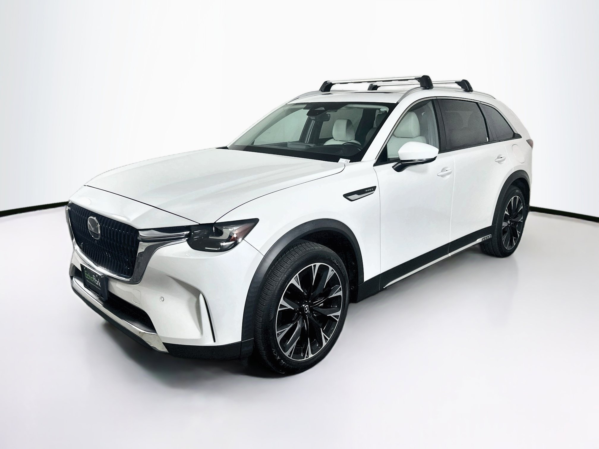 Used 2024 MAZDA CX-90 Plug-In Hybrid w/ Premium Plus AWD/4WD image 3