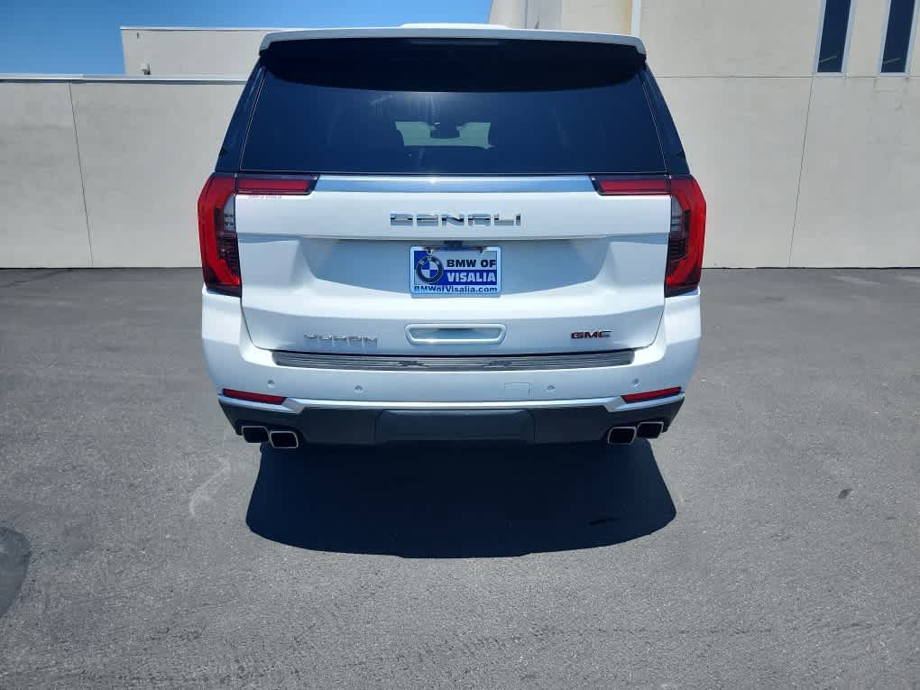 Used 2025 GMC Yukon XL Denali AWD/4WD image 6