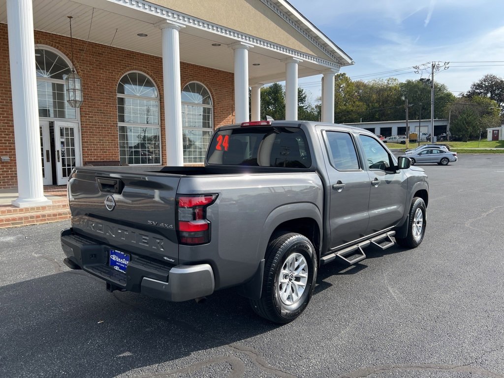 Used 2024 Nissan Frontier SV w/ Technology Package image 5