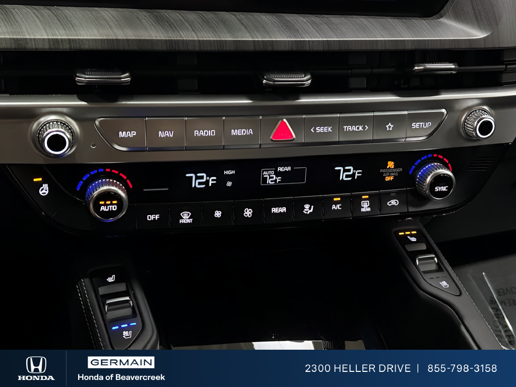 Used 2023 Kia Telluride EX w/ EX Captain's Chair Package AWD/4WD image 19