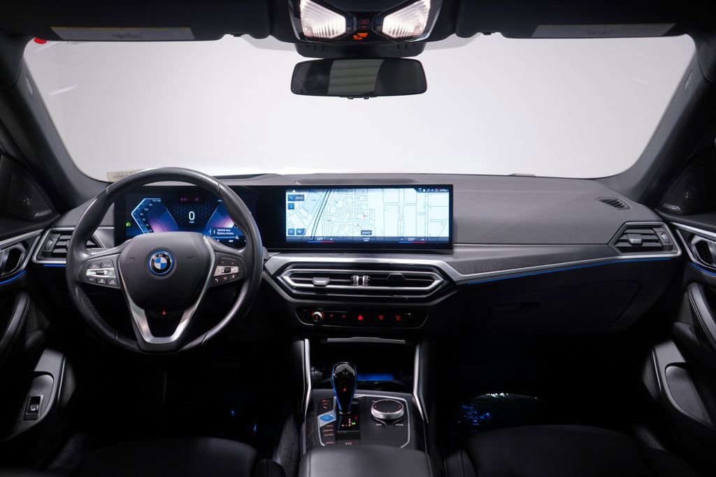 Used 2023 BMW i4 eDrive35 image 10